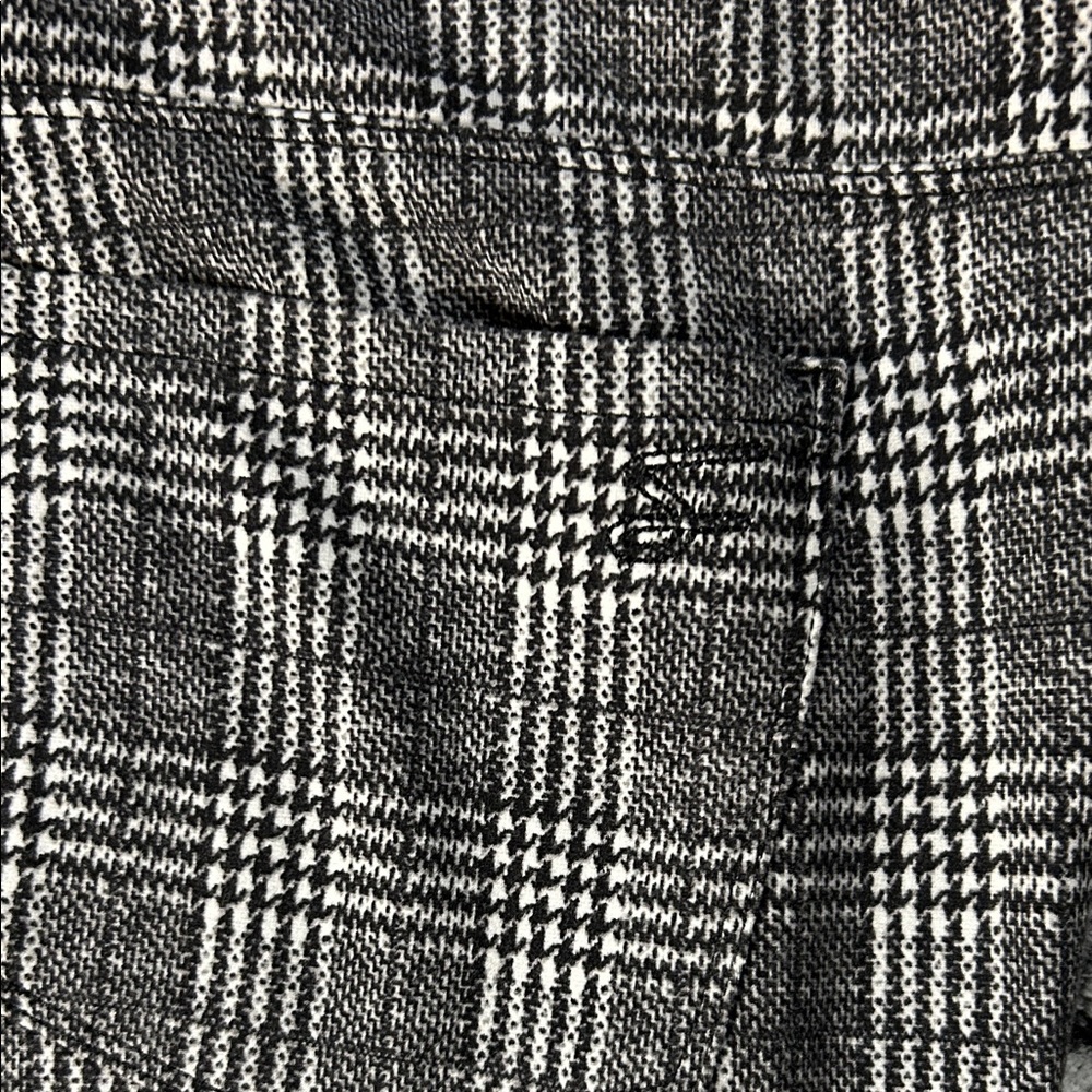 Women’s New Seven Plaid Leggings (L) - Picture 4 of 7